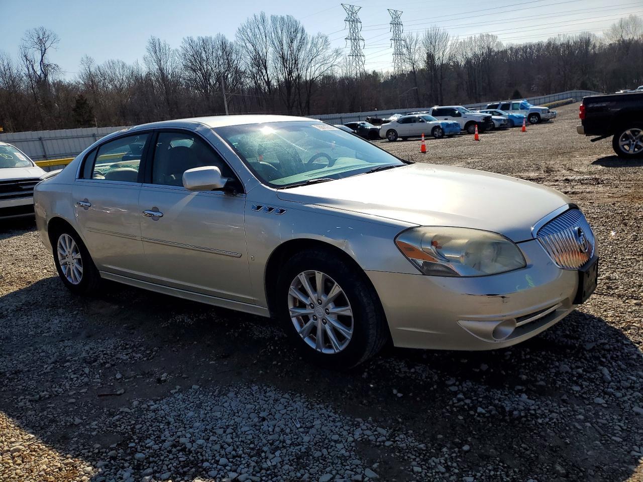 2010 BUICK Lucerne
