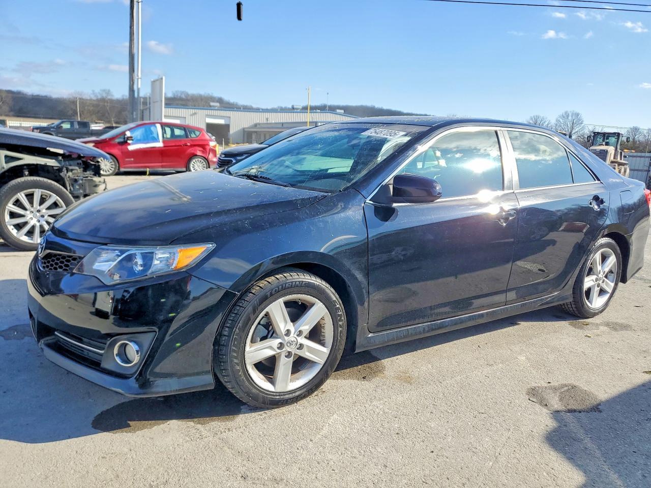 2013 TOYOTA CAMRY