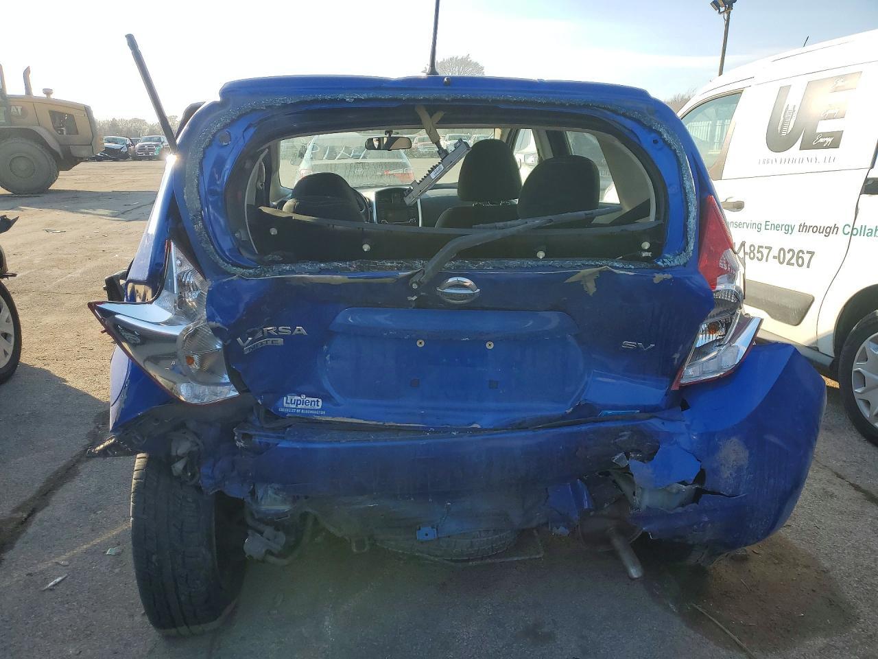 2015 NISSAN Versa Note