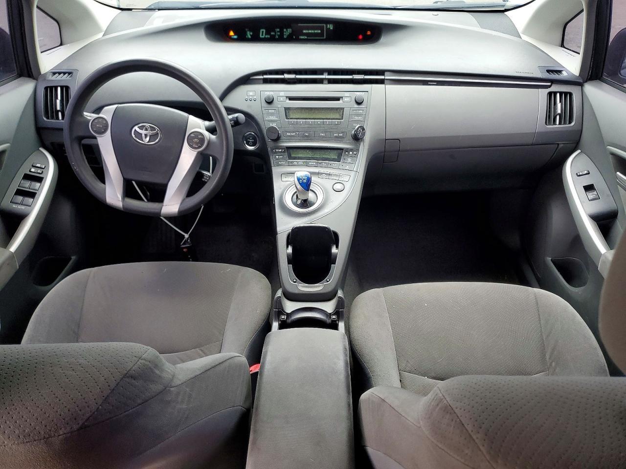 2011 TOYOTA PRIUS