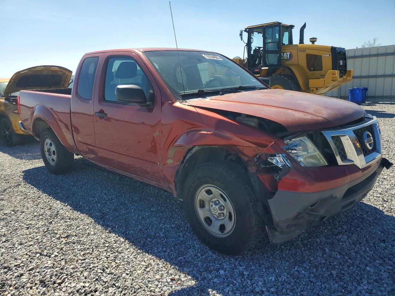 2015 NISSAN Frontier