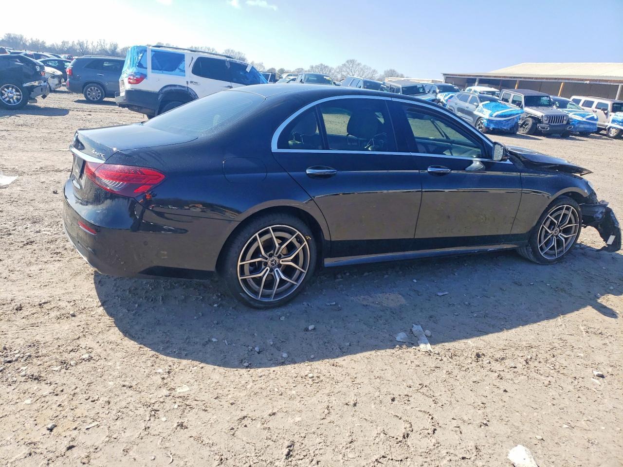 2021 MERCEDES-BENZ E-Class