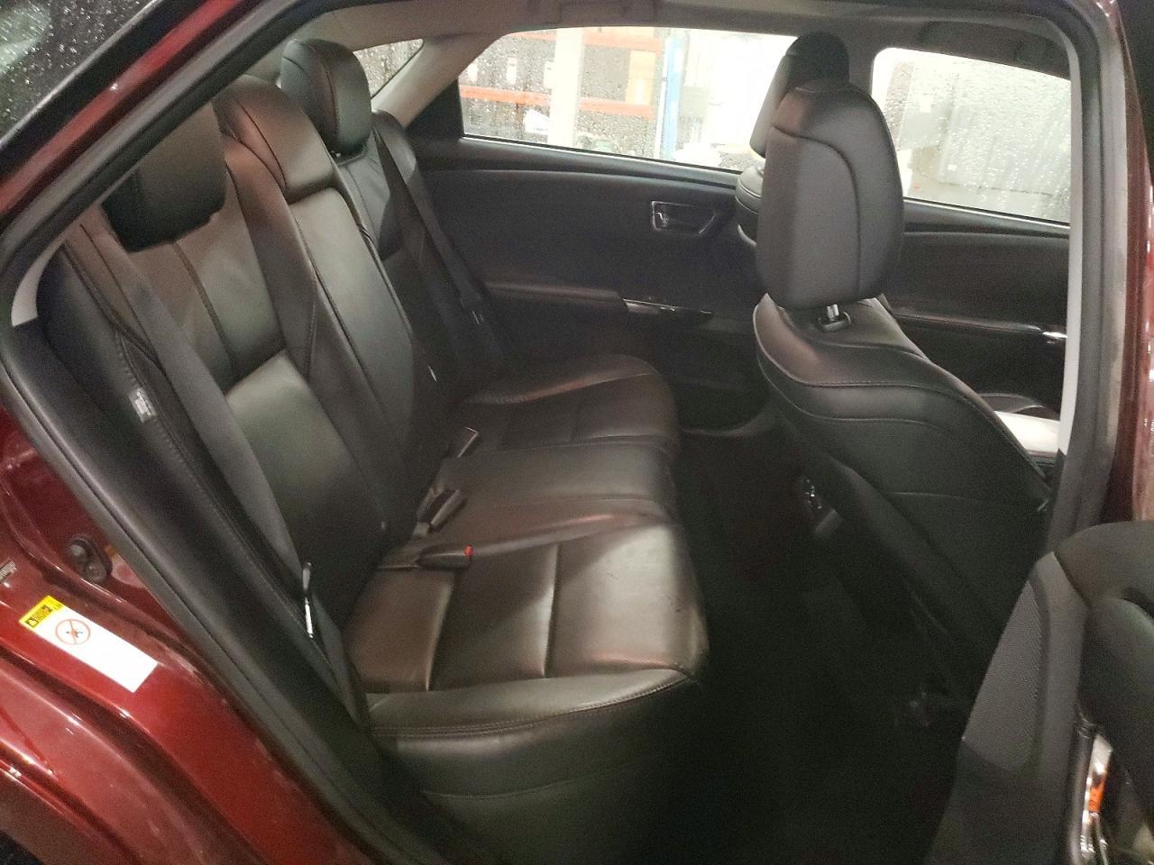 2014 TOYOTA Avalon