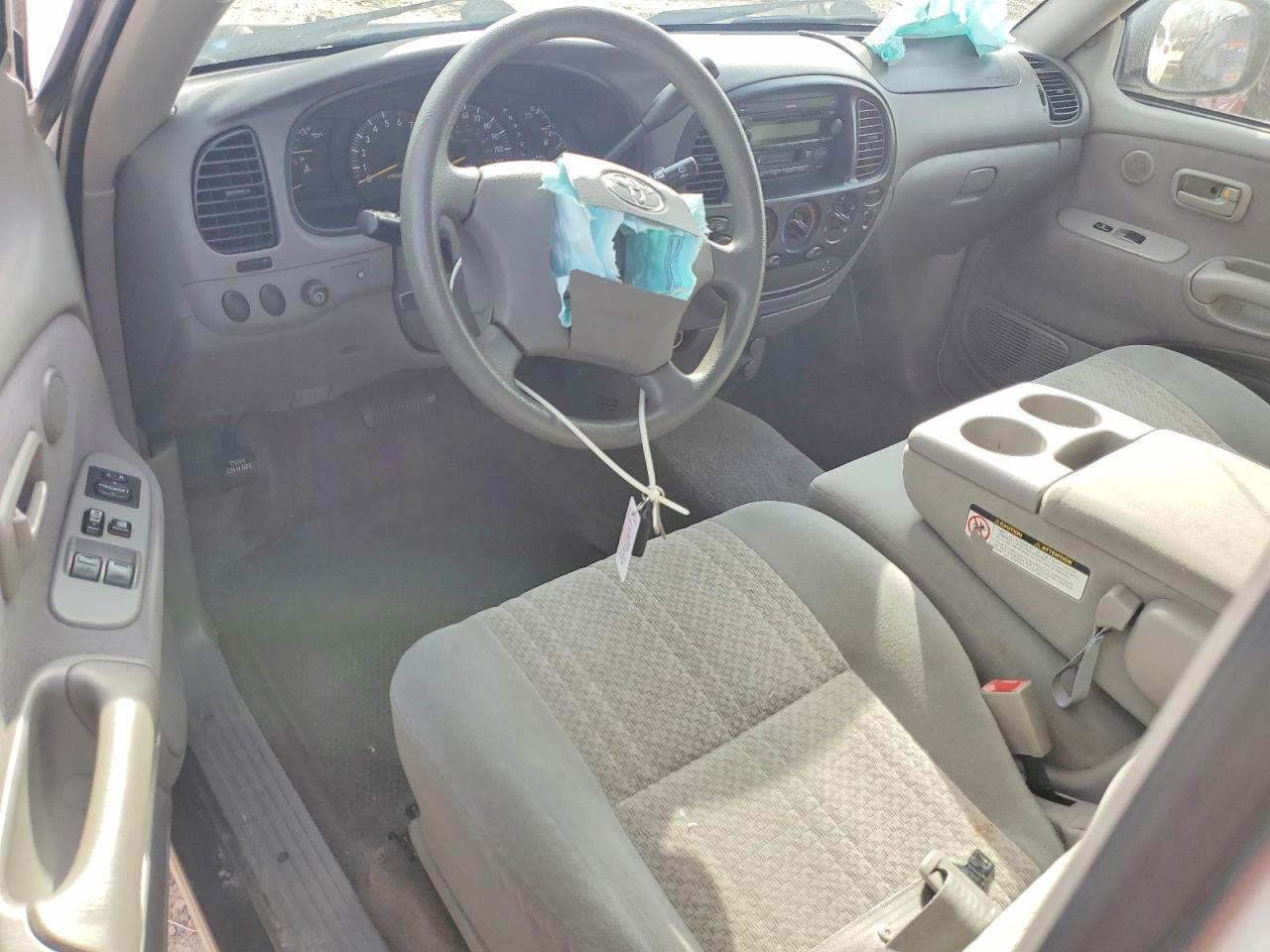 2004 TOYOTA TUNDRA