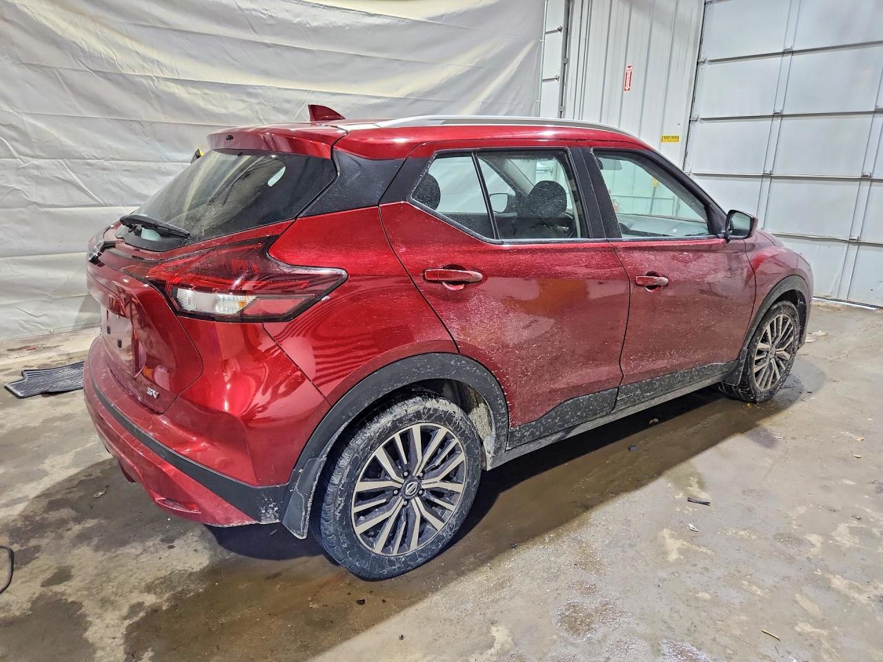 2021 NISSAN KICKS