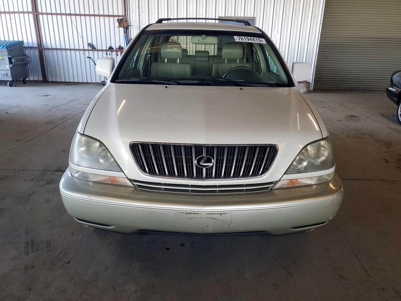2000 LEXUS Rx 300