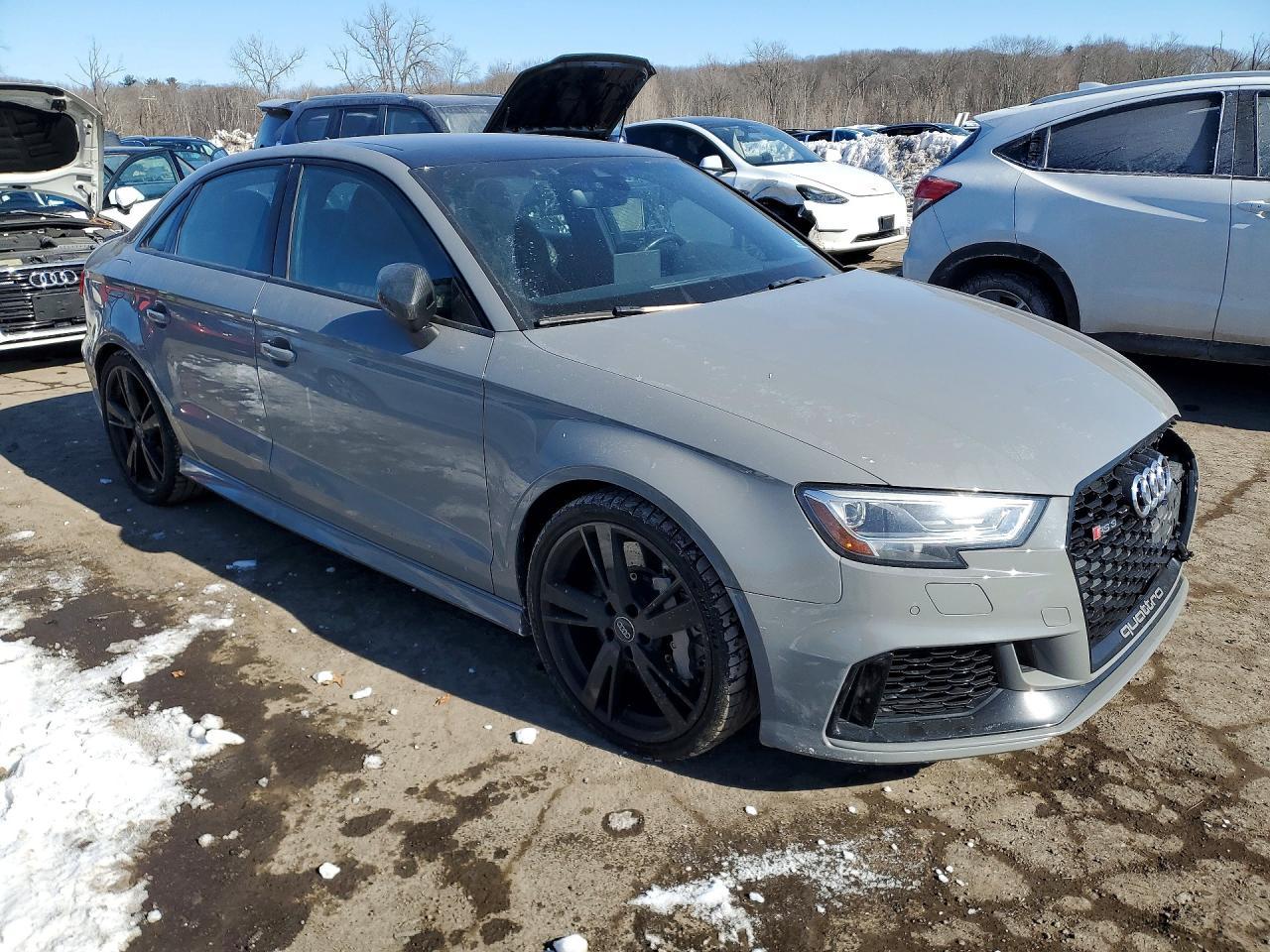 2018 AUDI RS3
