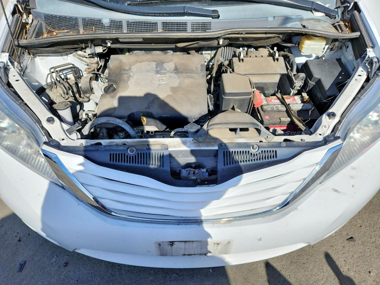 2015 TOYOTA SIENNA