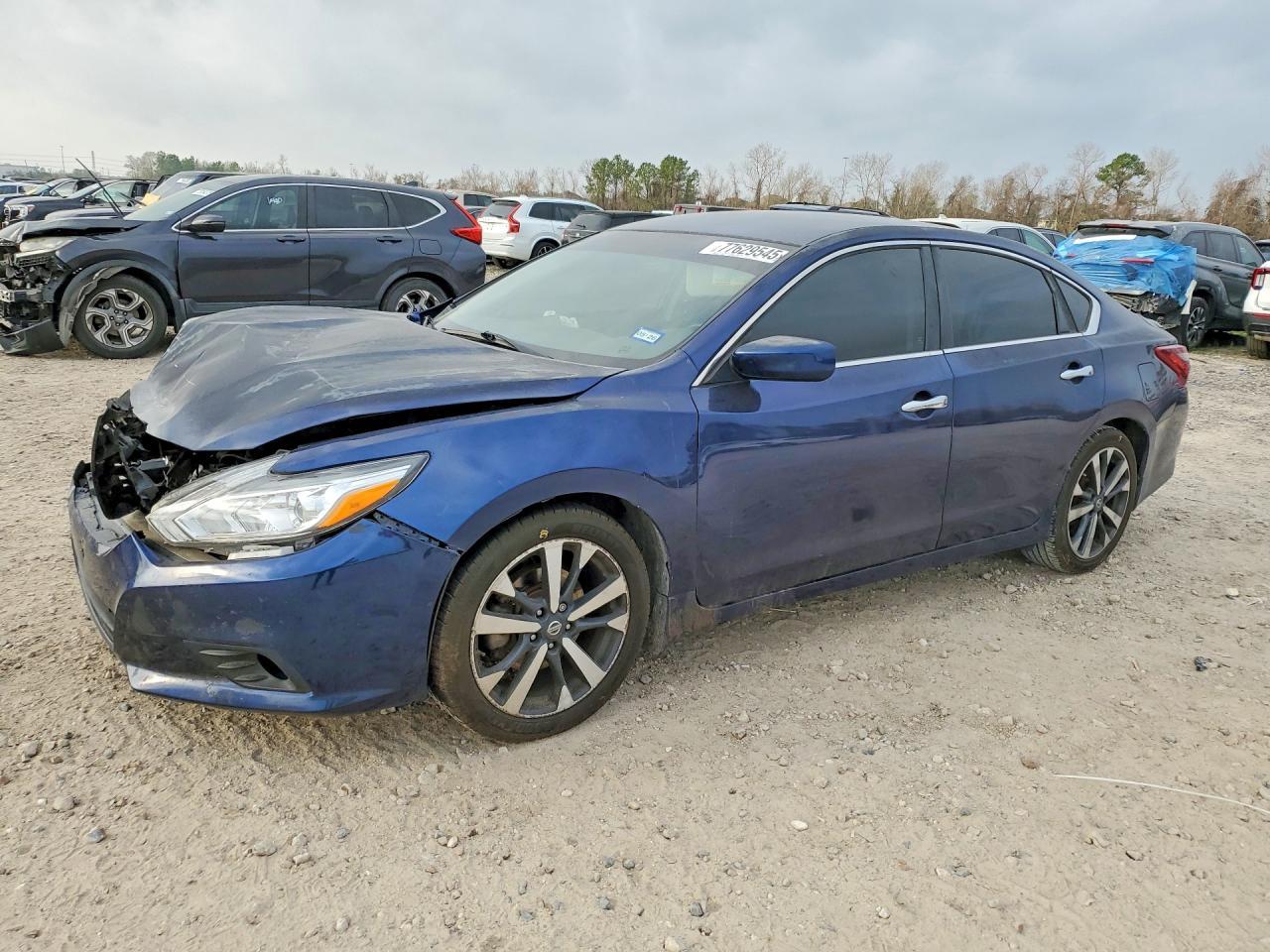 2017 NISSAN ALTIMA