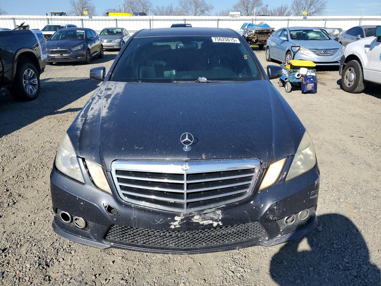 2010 MERCEDES-BENZ E-Class