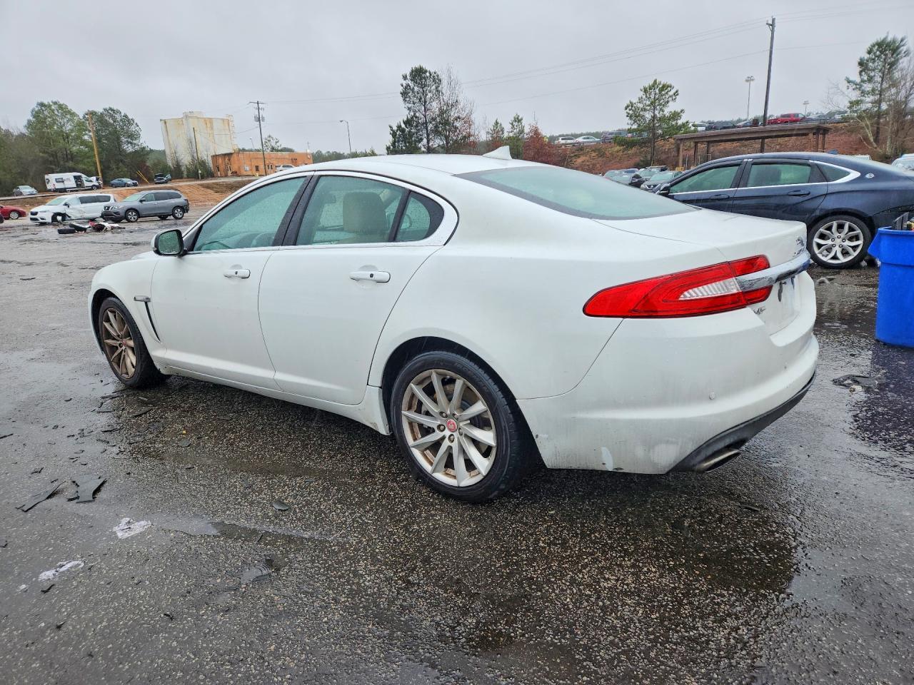 2015 JAGUAR XF