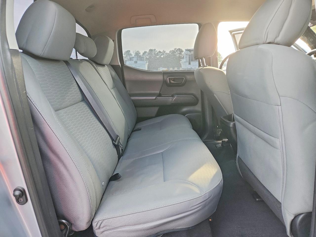 2016 TOYOTA TACOMA