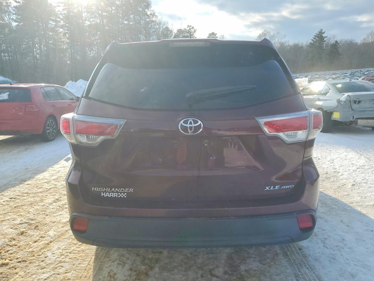 2015 TOYOTA HIGHLANDER