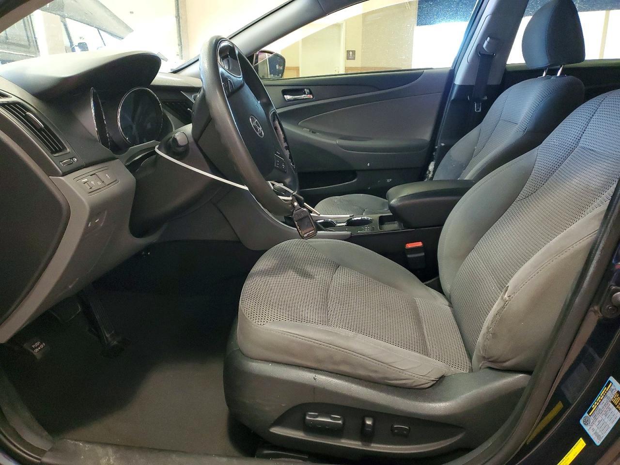 2013 HYUNDAI SONATA