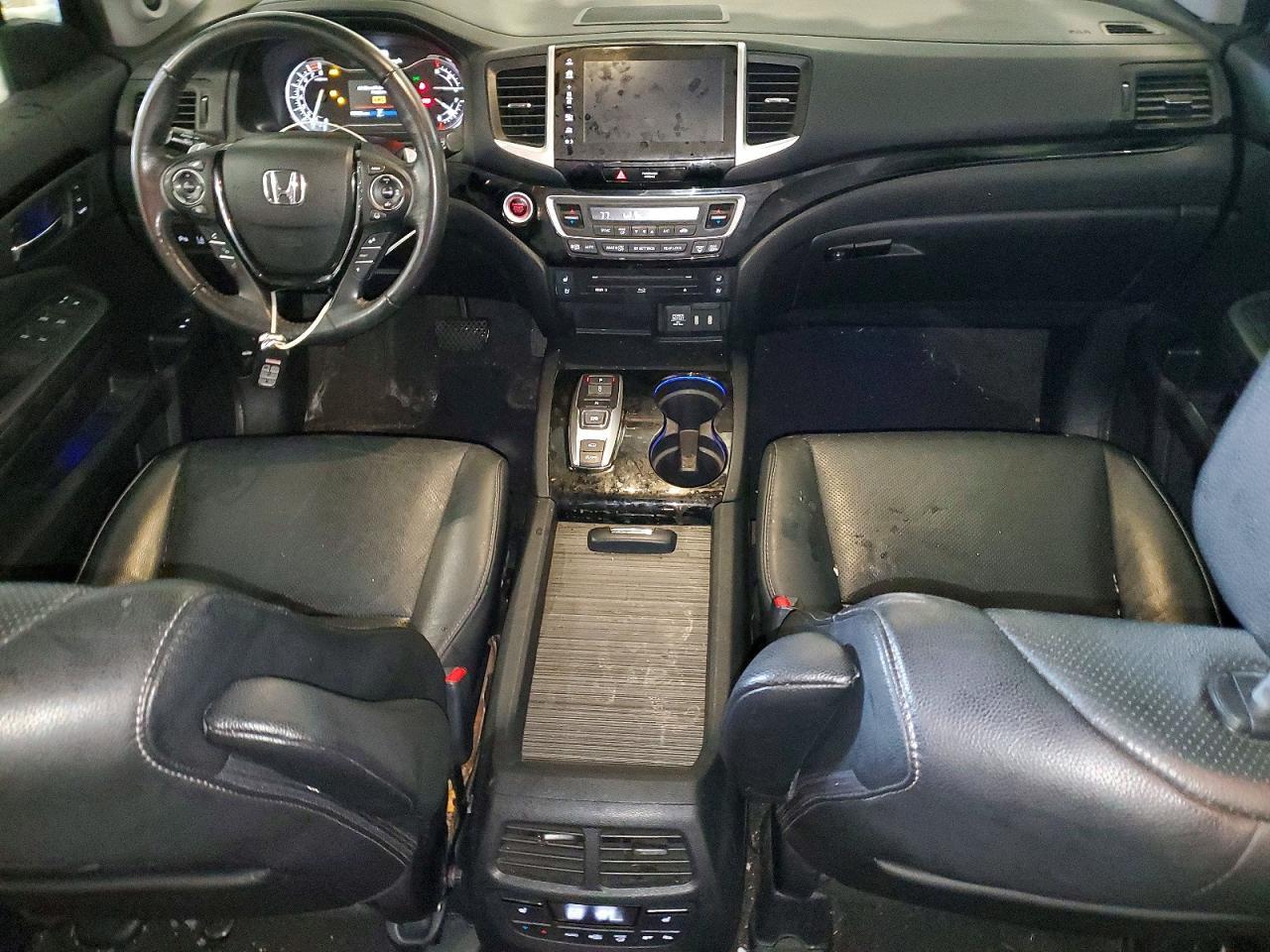 2017 HONDA PILOT