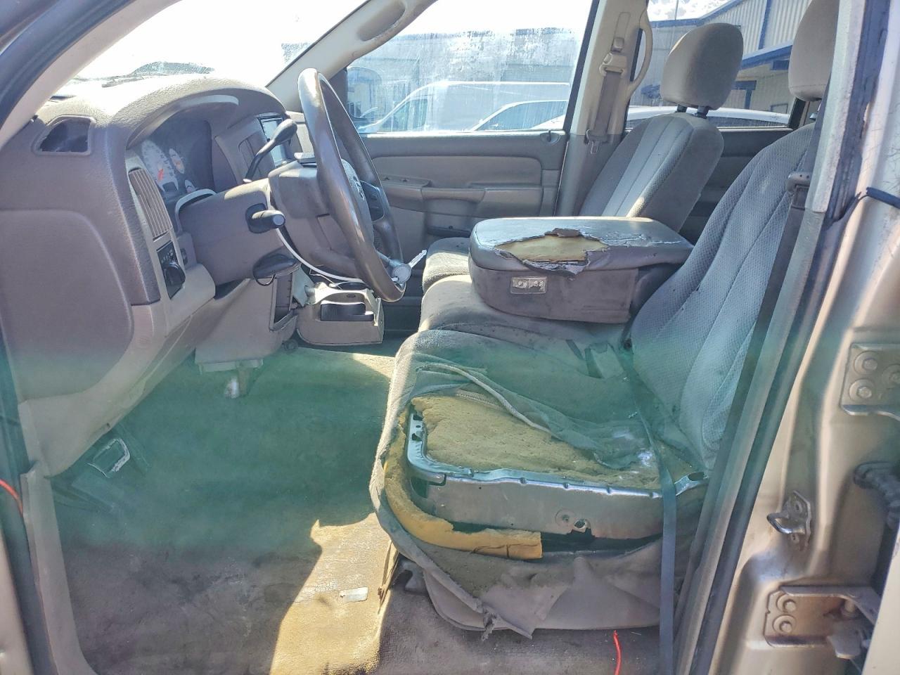2004 DODGE RAM 1500