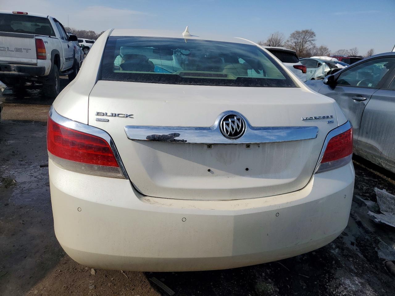 2011 BUICK LACROSSE
