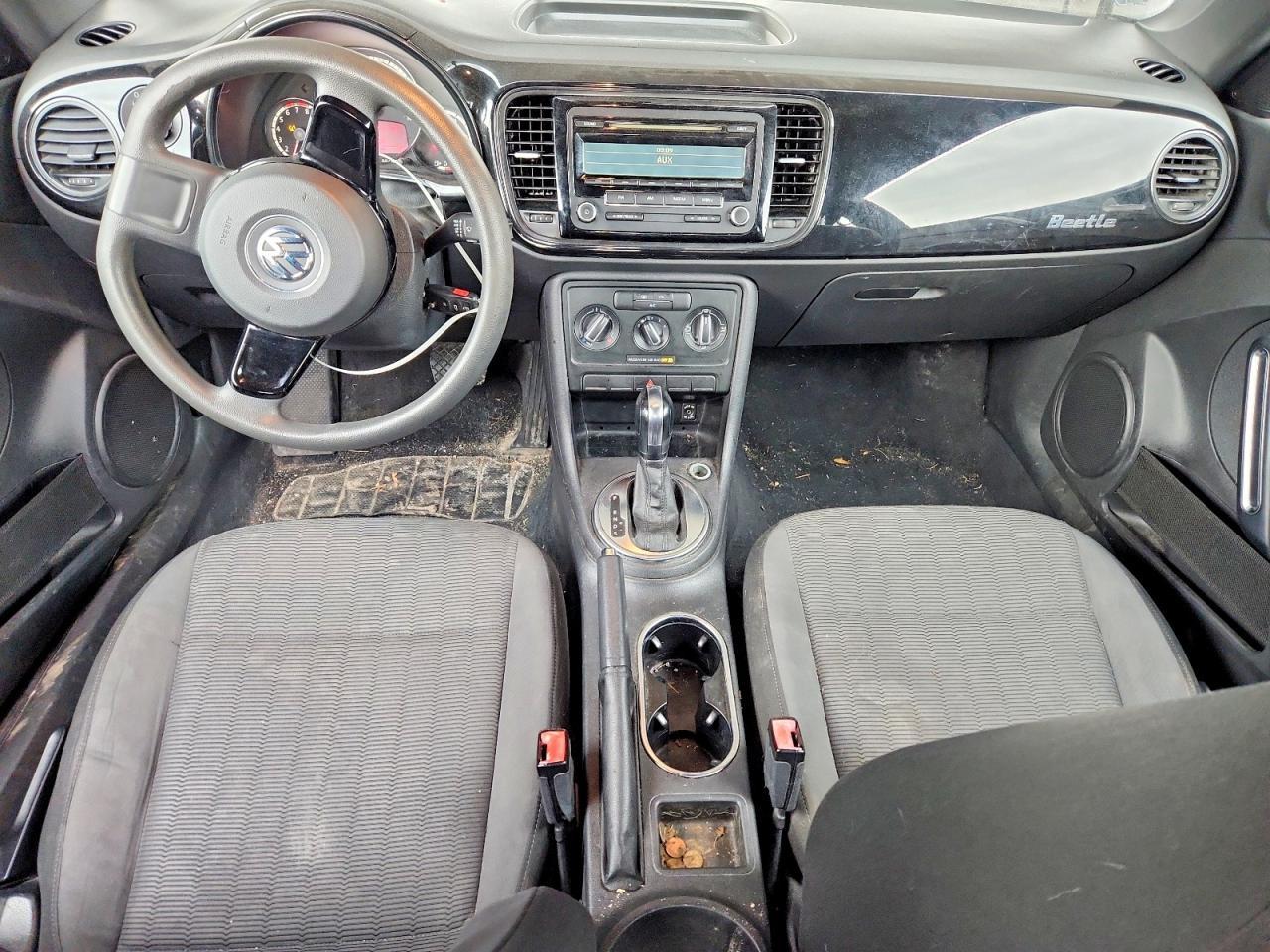 2013 VOLKSWAGEN Beetle