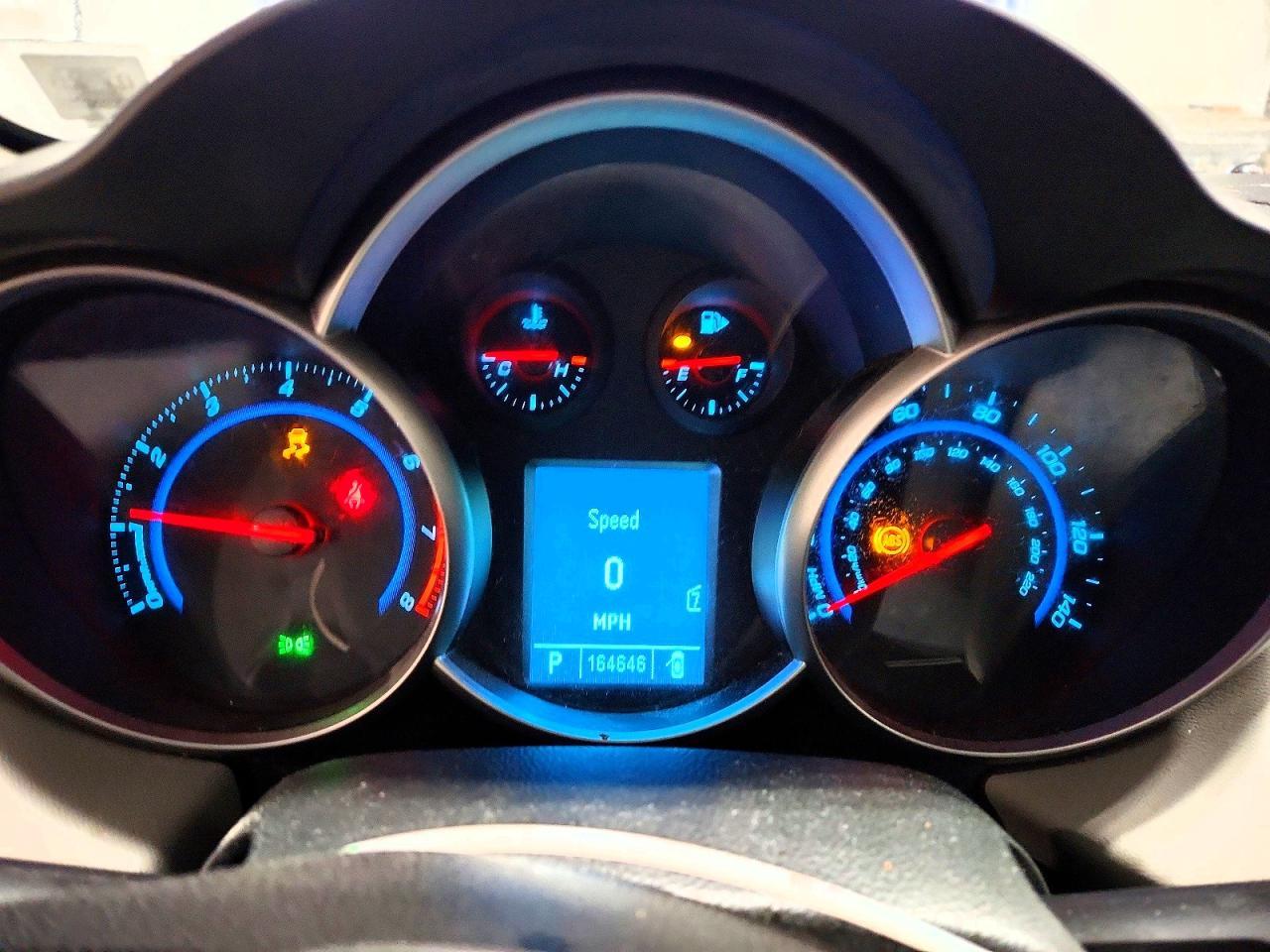 2011 CHEVROLET CRUZE