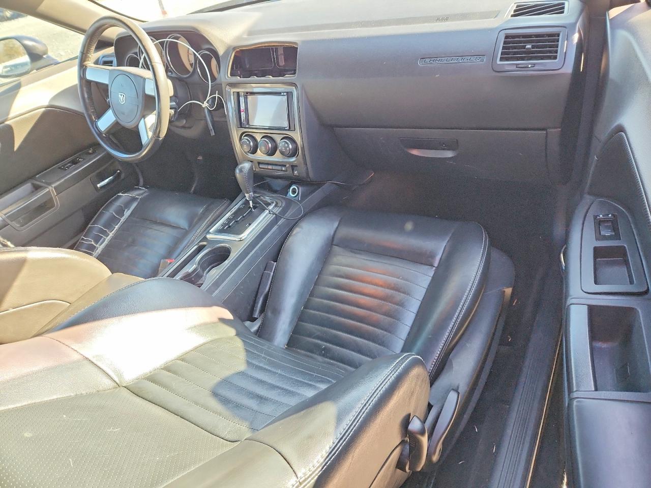 2010 DODGE Challenger