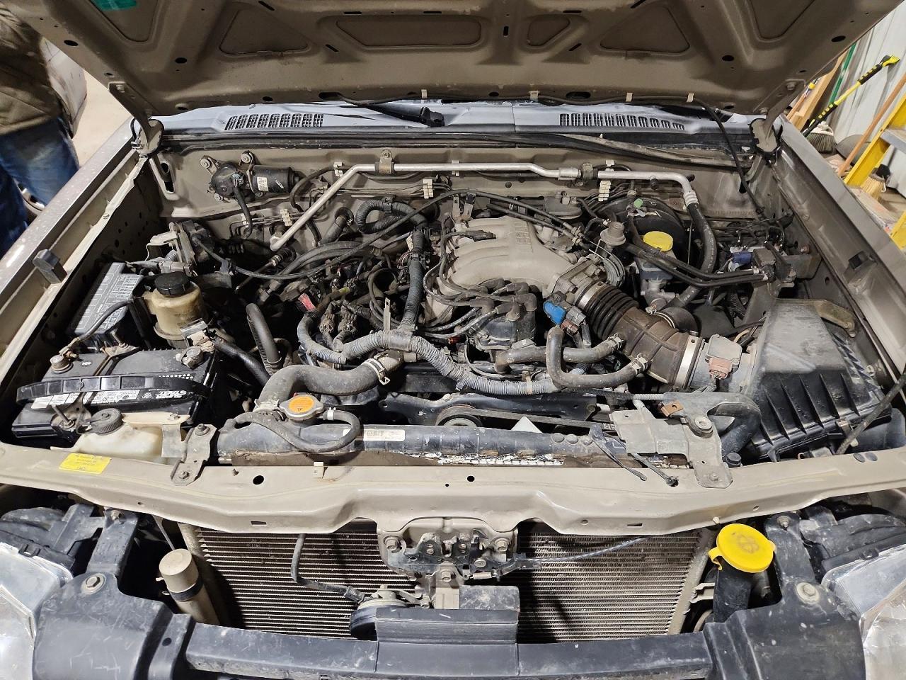2004 NISSAN Frontier
