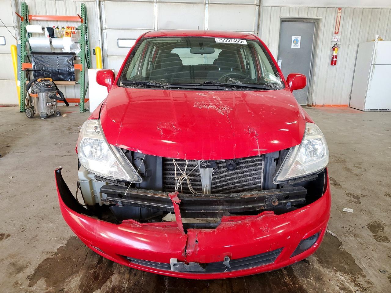2010 NISSAN VERSA