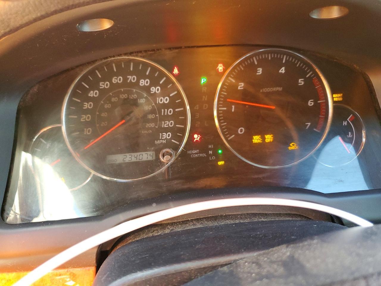 2004 LEXUS Gx 470