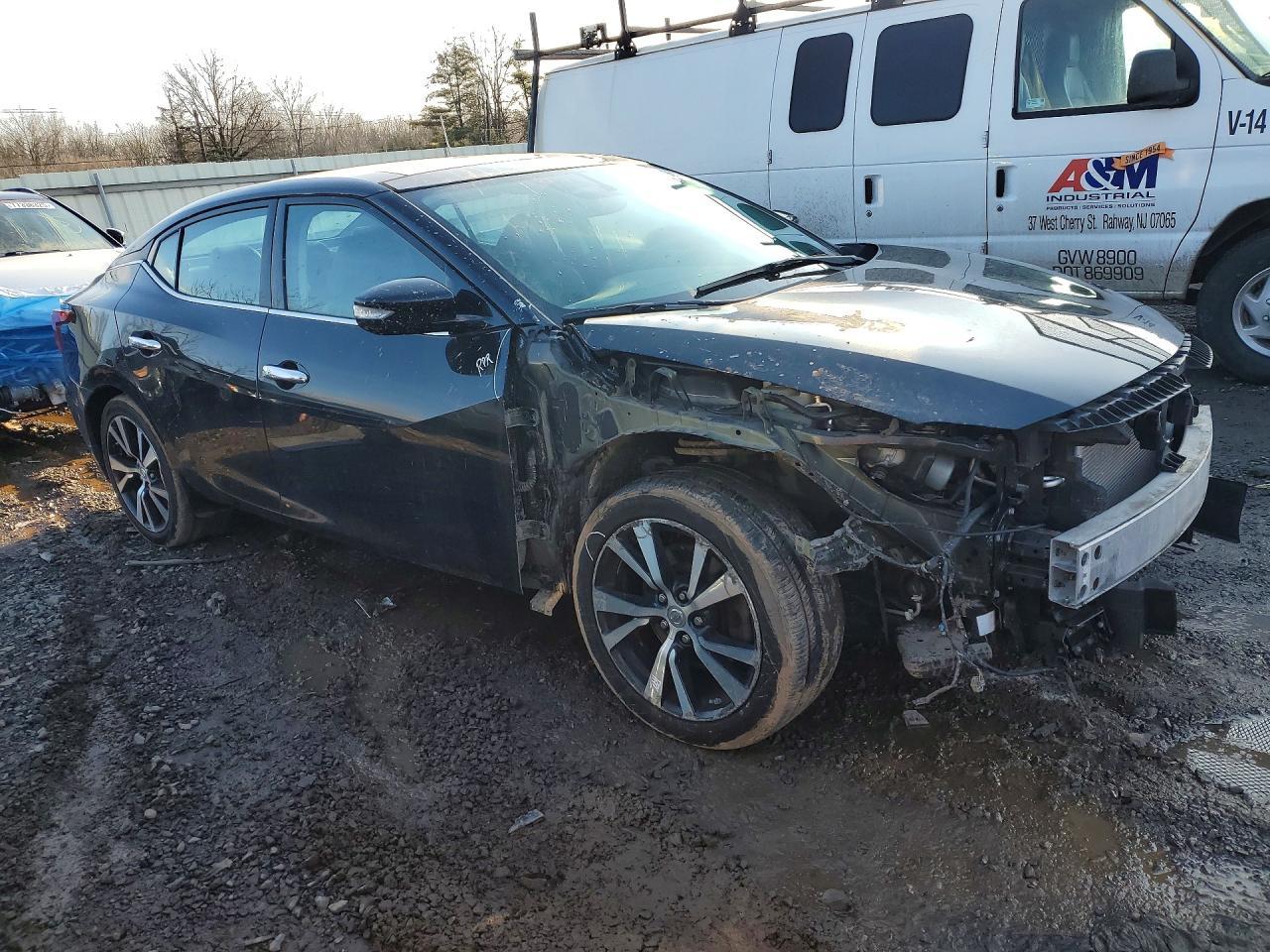 2018 NISSAN Maxima