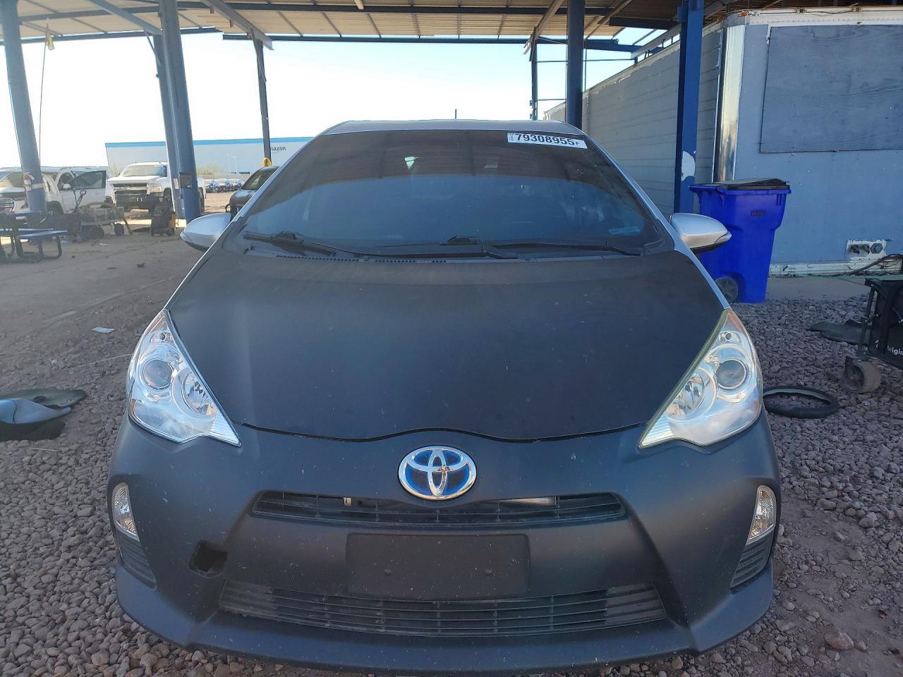 2012 TOYOTA Prius c