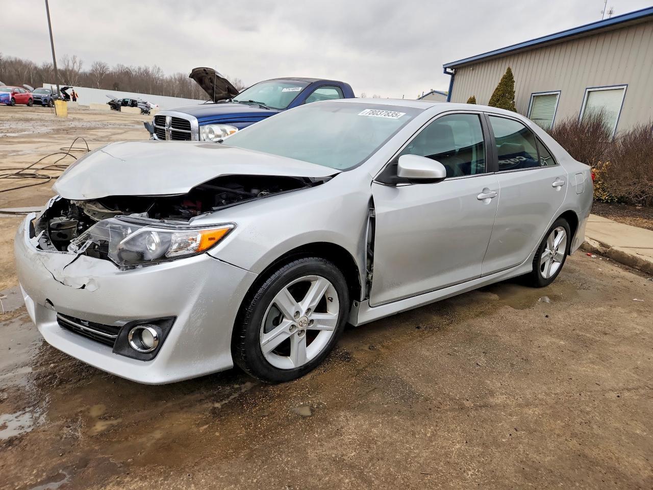2012 TOYOTA CAMRY