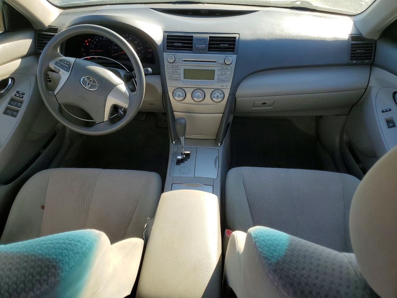 2011 TOYOTA CAMRY