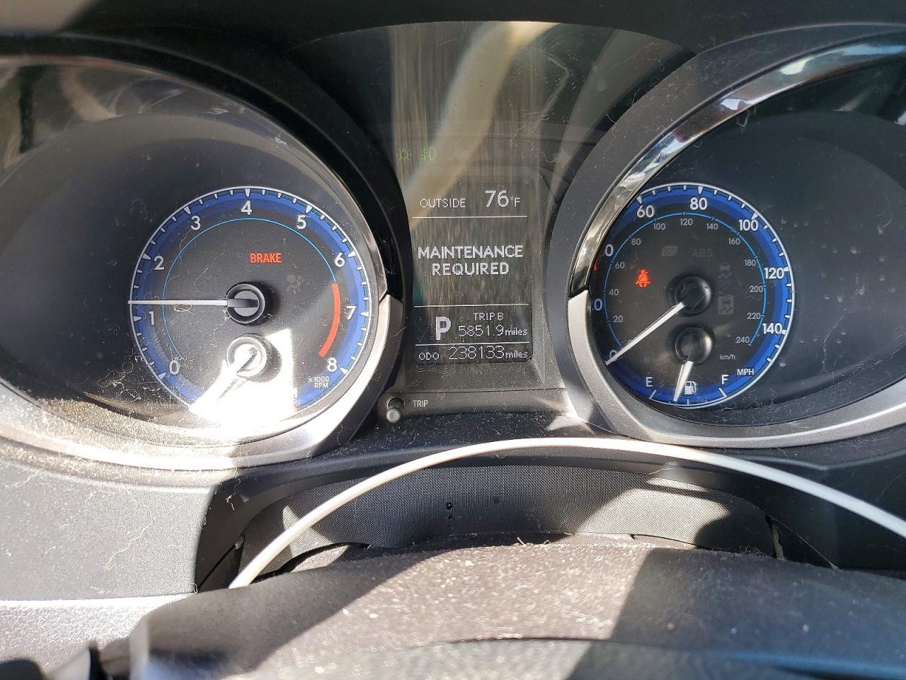 2015 TOYOTA COROLLA