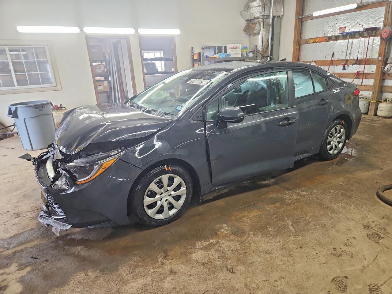 2025 TOYOTA COROLLA