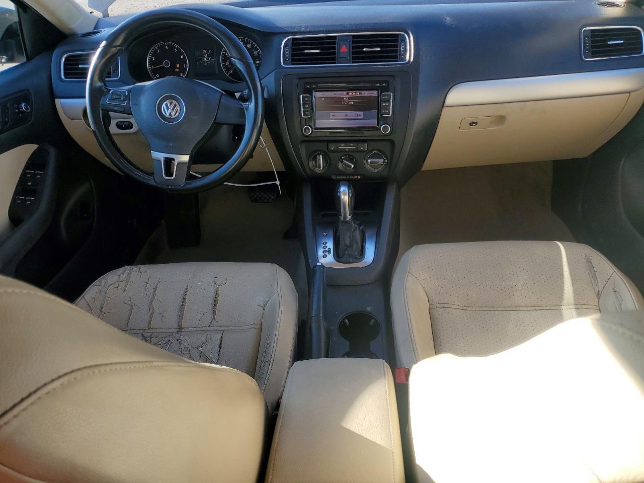 2013 VOLKSWAGEN JETTA
