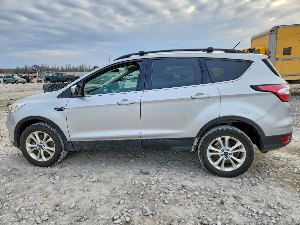 2018 FORD ESCAPE