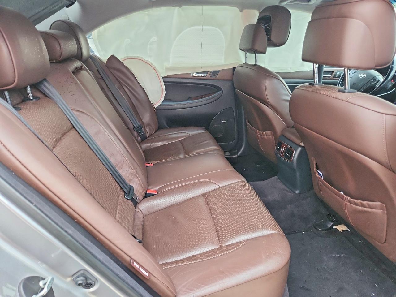 2009 HYUNDAI GENESIS