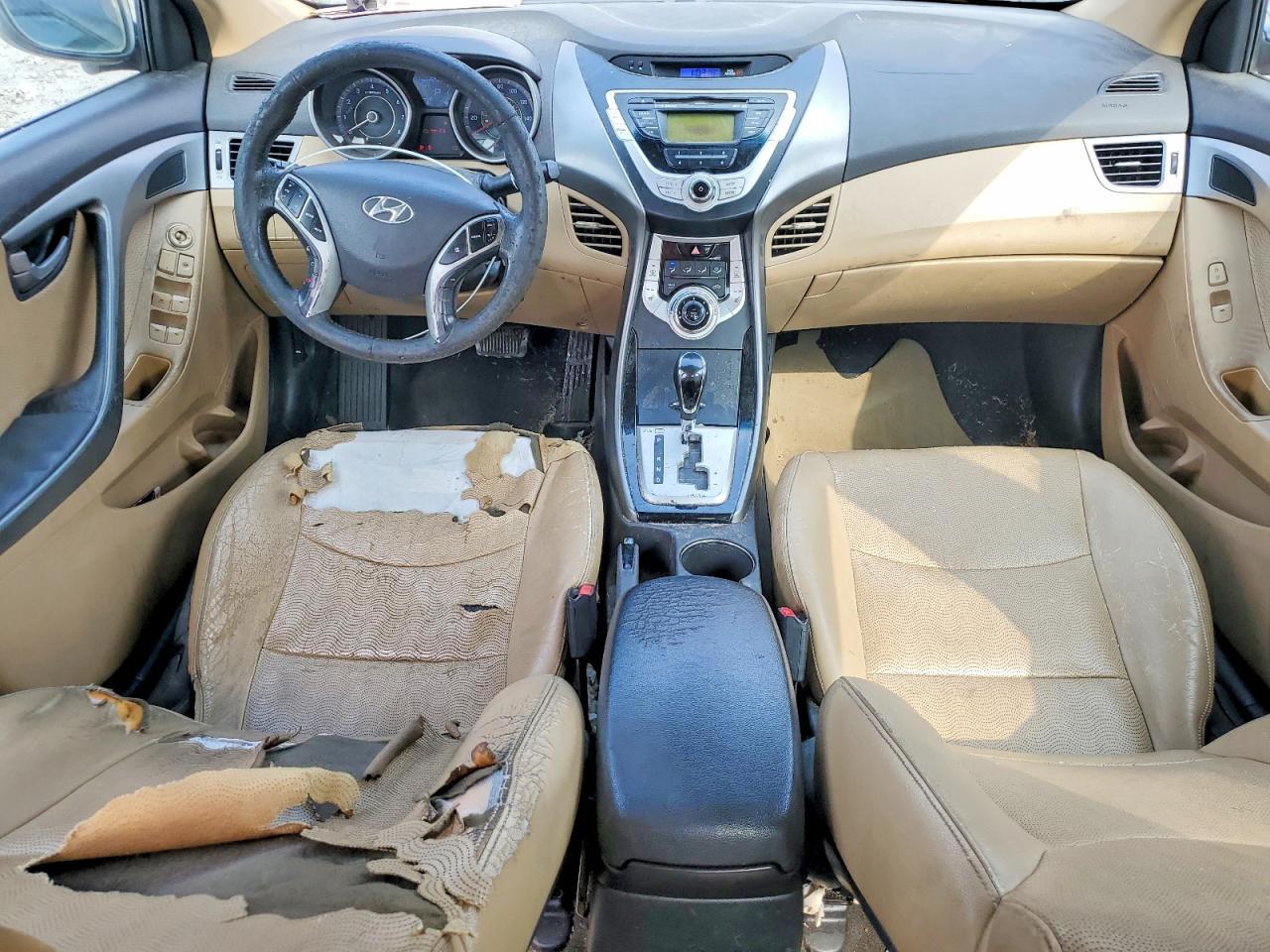 2012 HYUNDAI ELANTRA