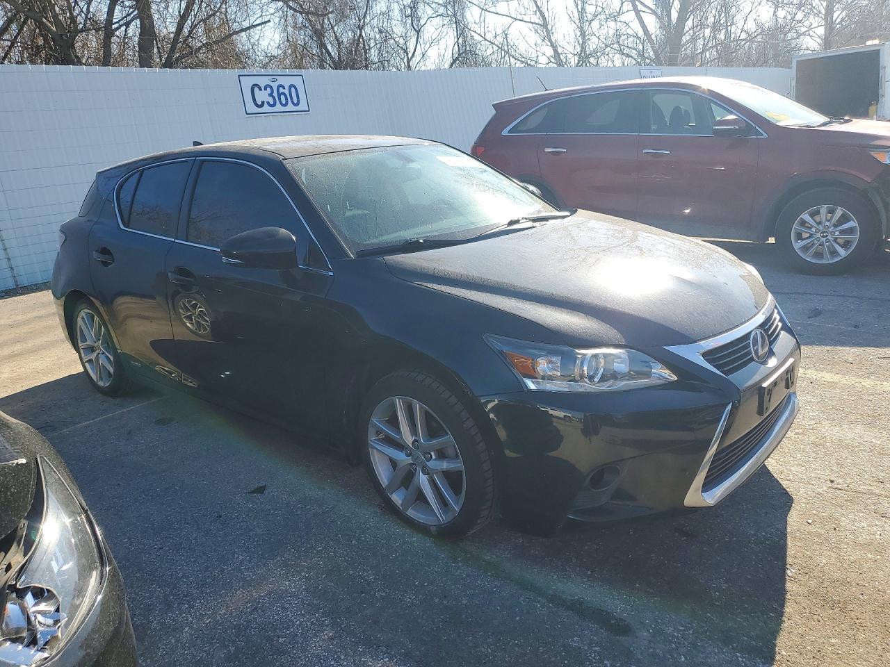 2016 LEXUS CT 200H