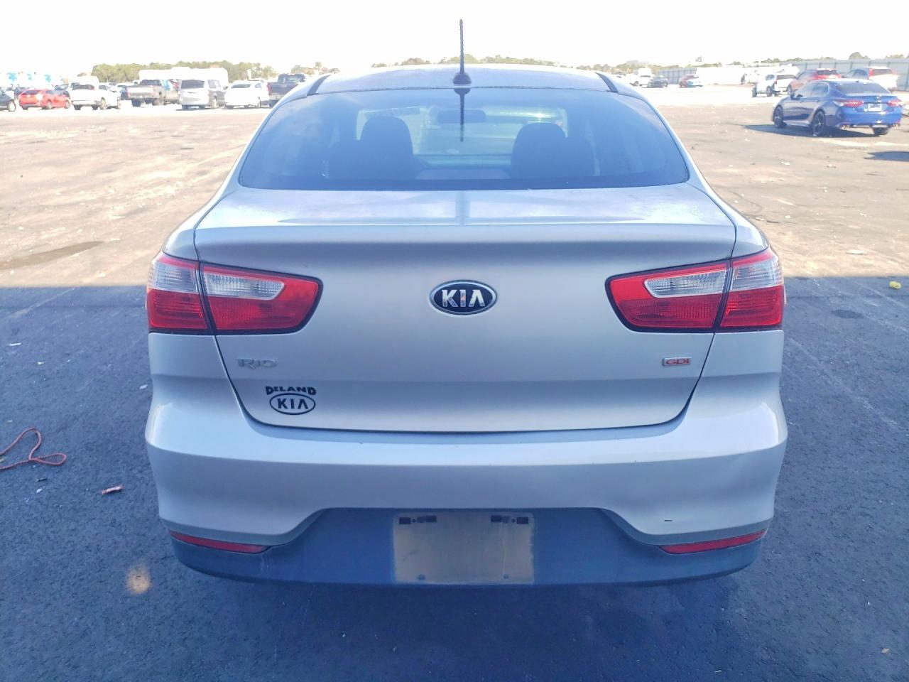 2016 KIA RIO