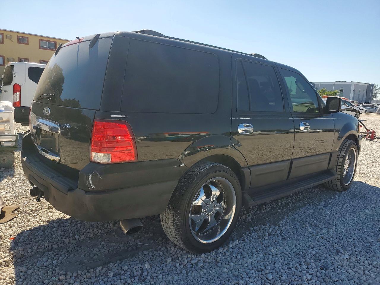 2004 FORD Expedition