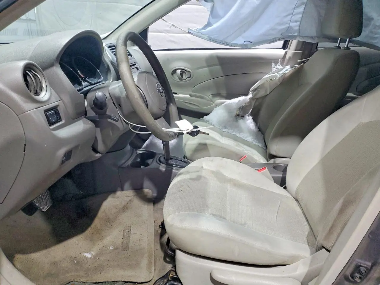 2012 NISSAN VERSA