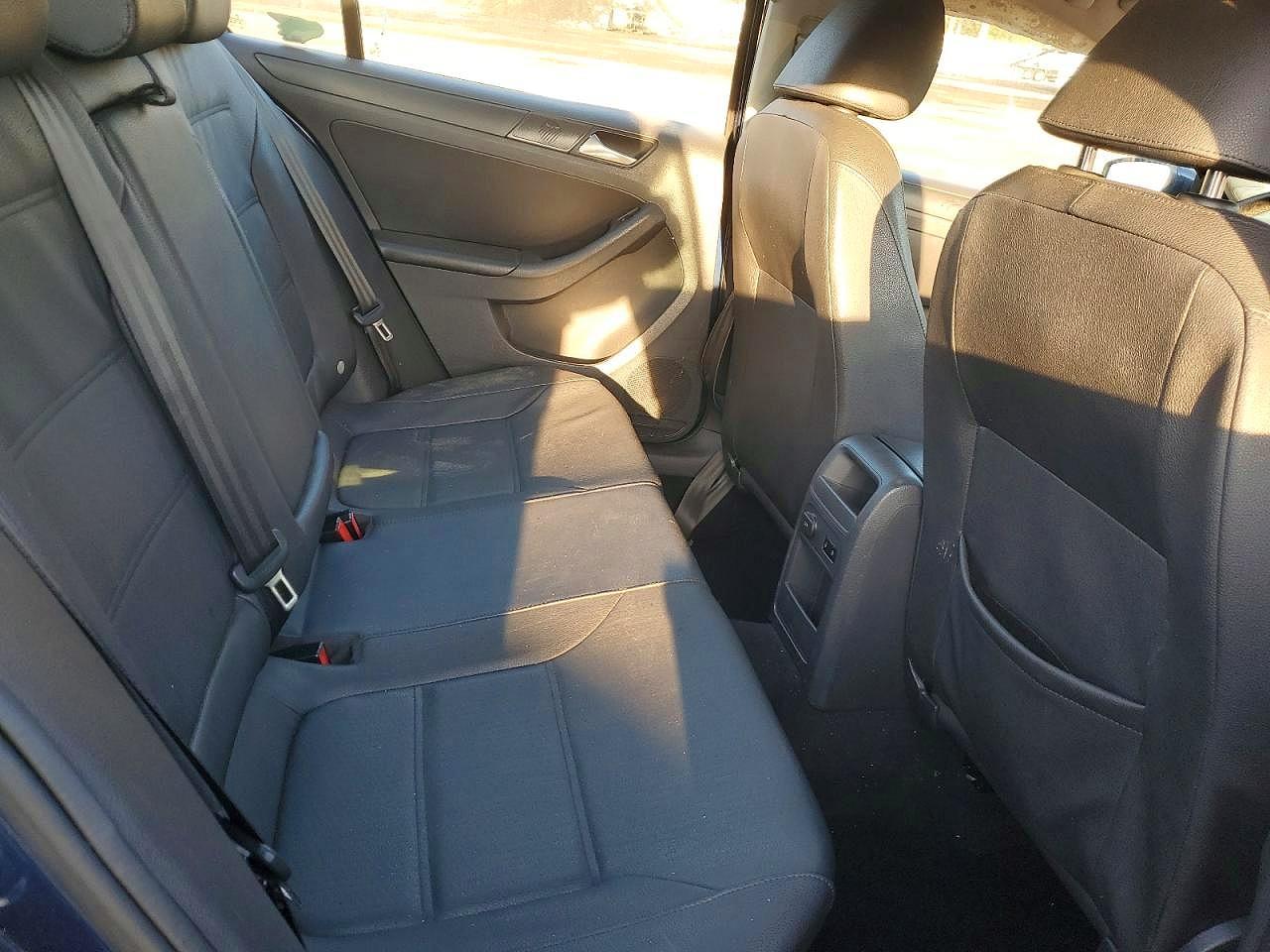 2012 VOLKSWAGEN JETTA