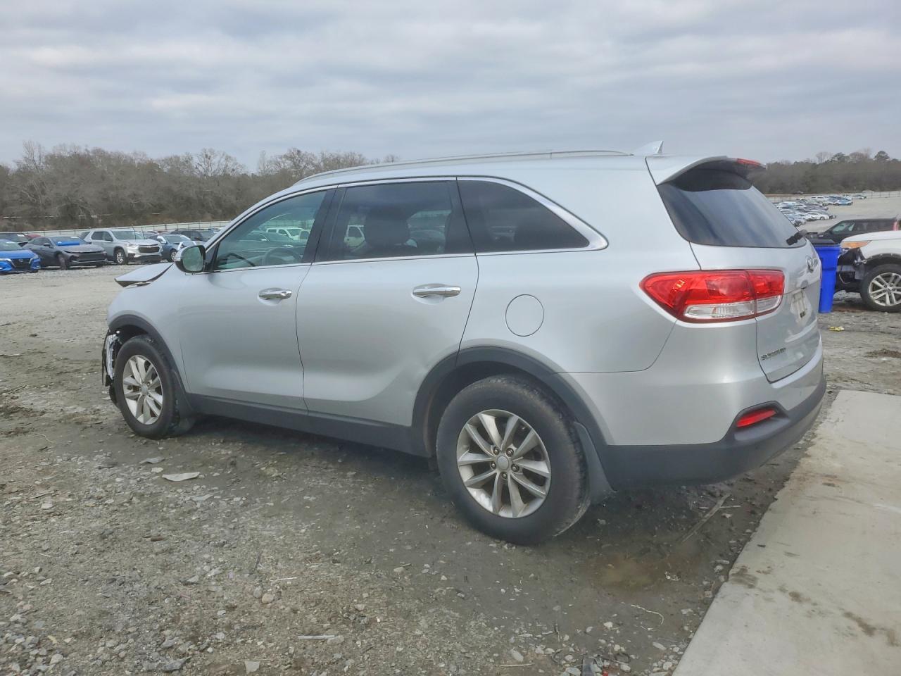 2016 KIA SORENTO