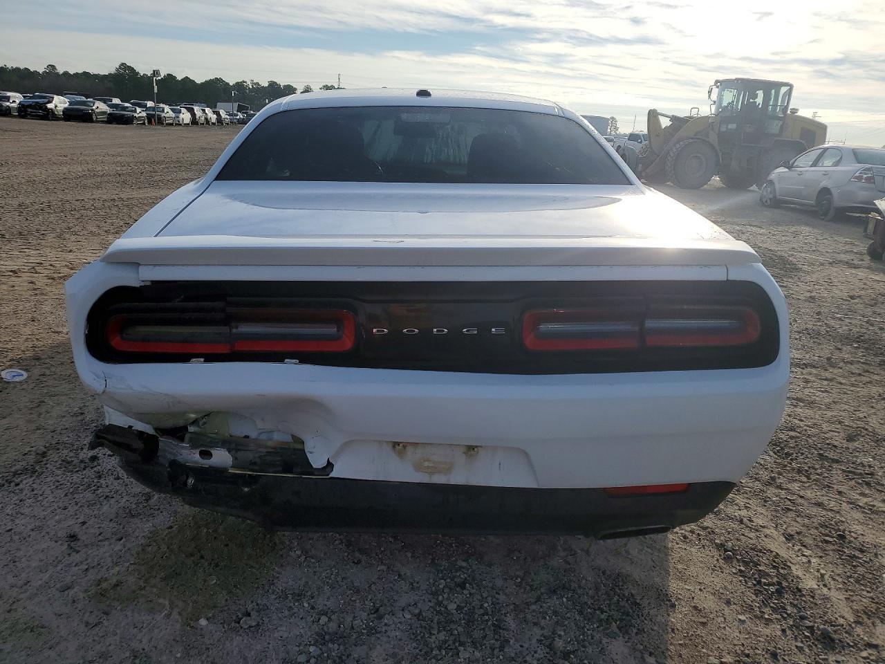 2017 DODGE Challenger