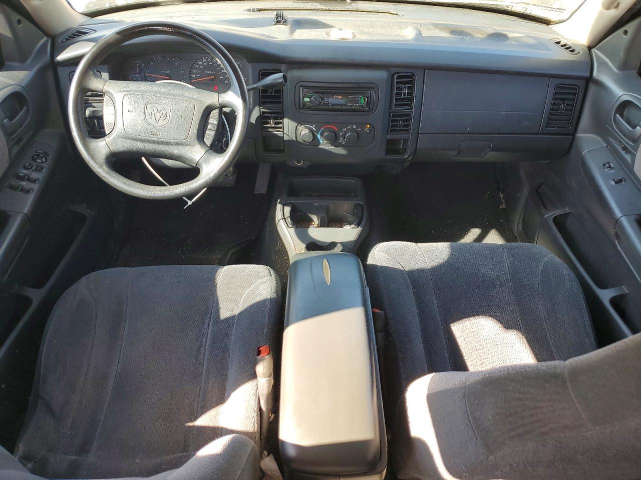 2004 DODGE Dakota