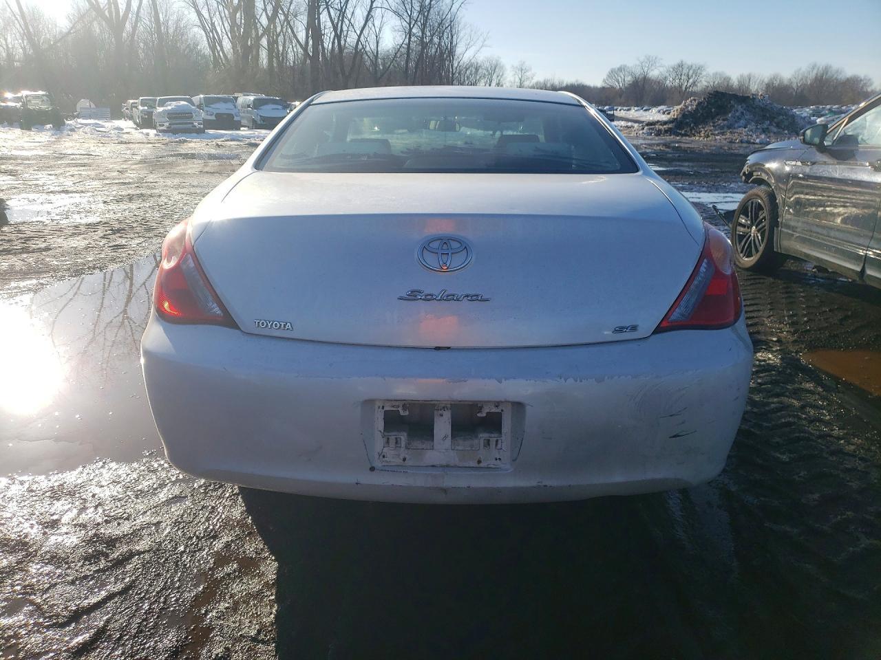 2004 TOYOTA CAMRY