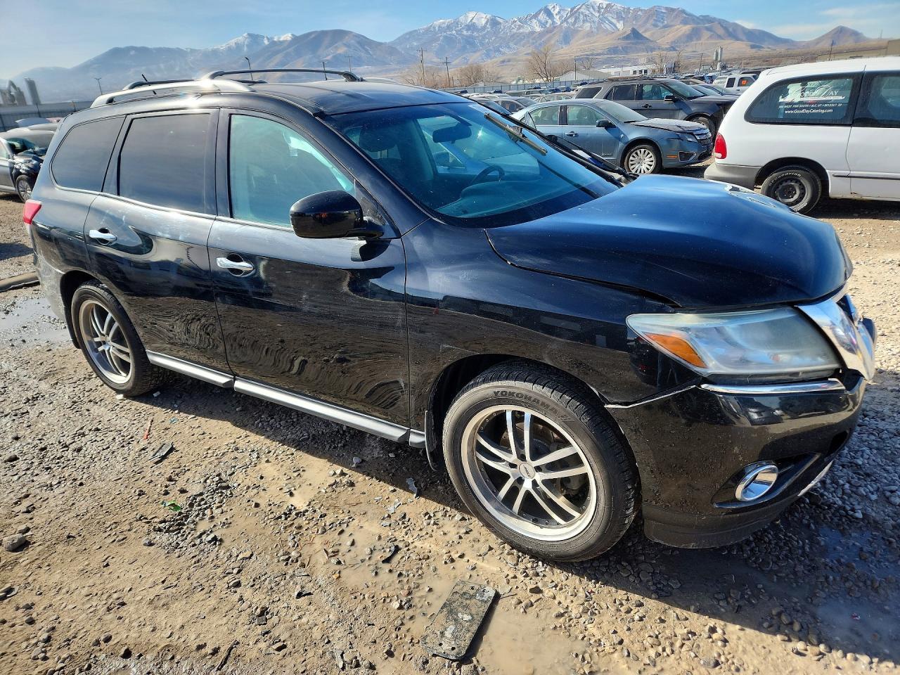 2013 NISSAN PATHFINDER