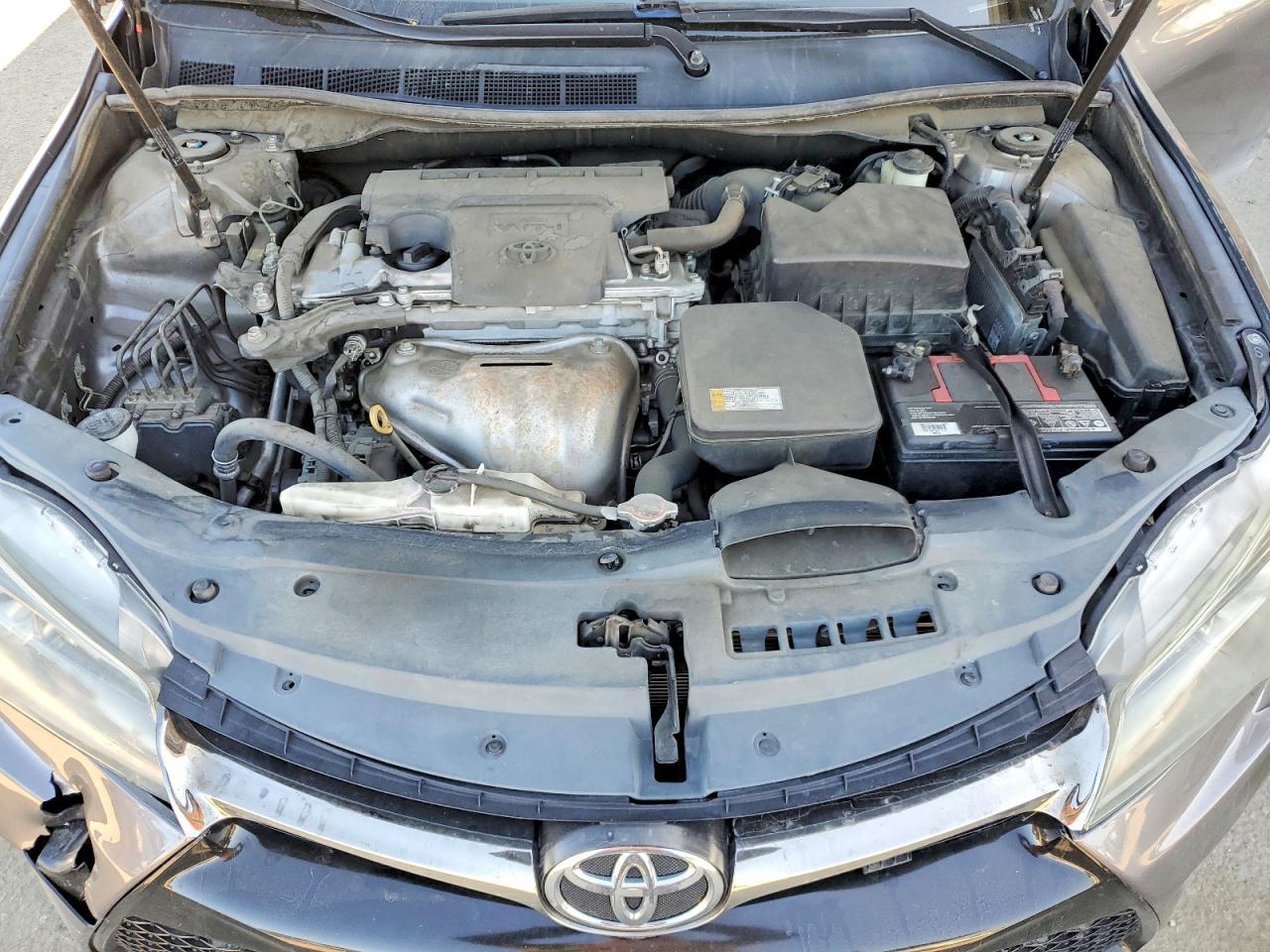 2016 TOYOTA CAMRY