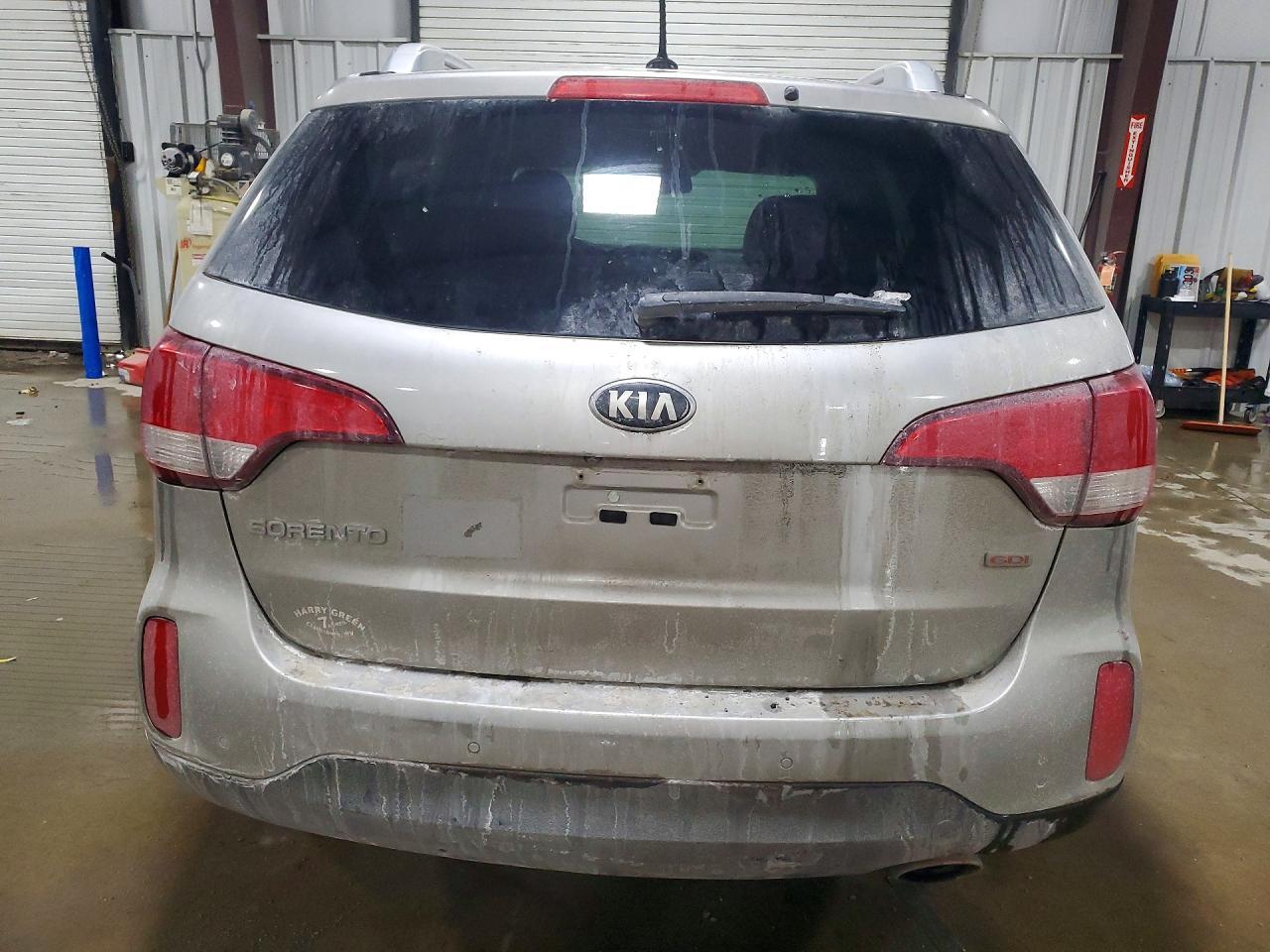 2015 KIA SORENTO