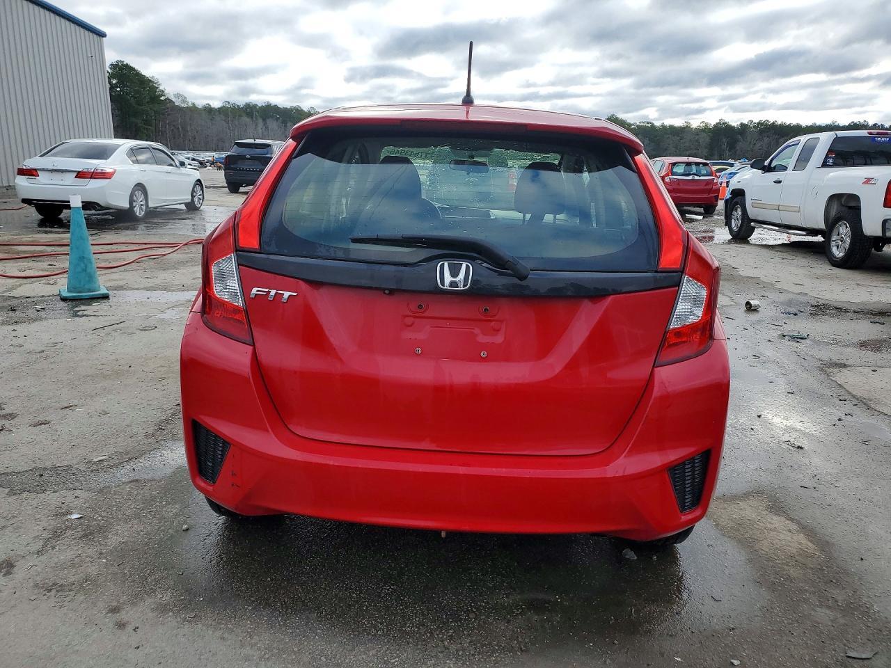 2016 HONDA FIT